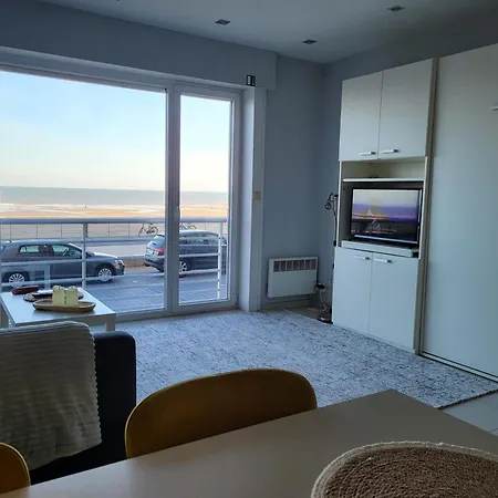 'aurore' - Romantic With Seaview T11 Daire Oostende